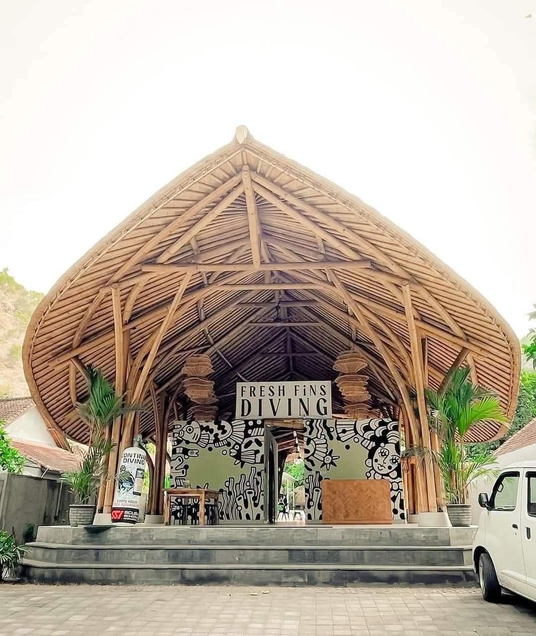 Bamboo reception structure